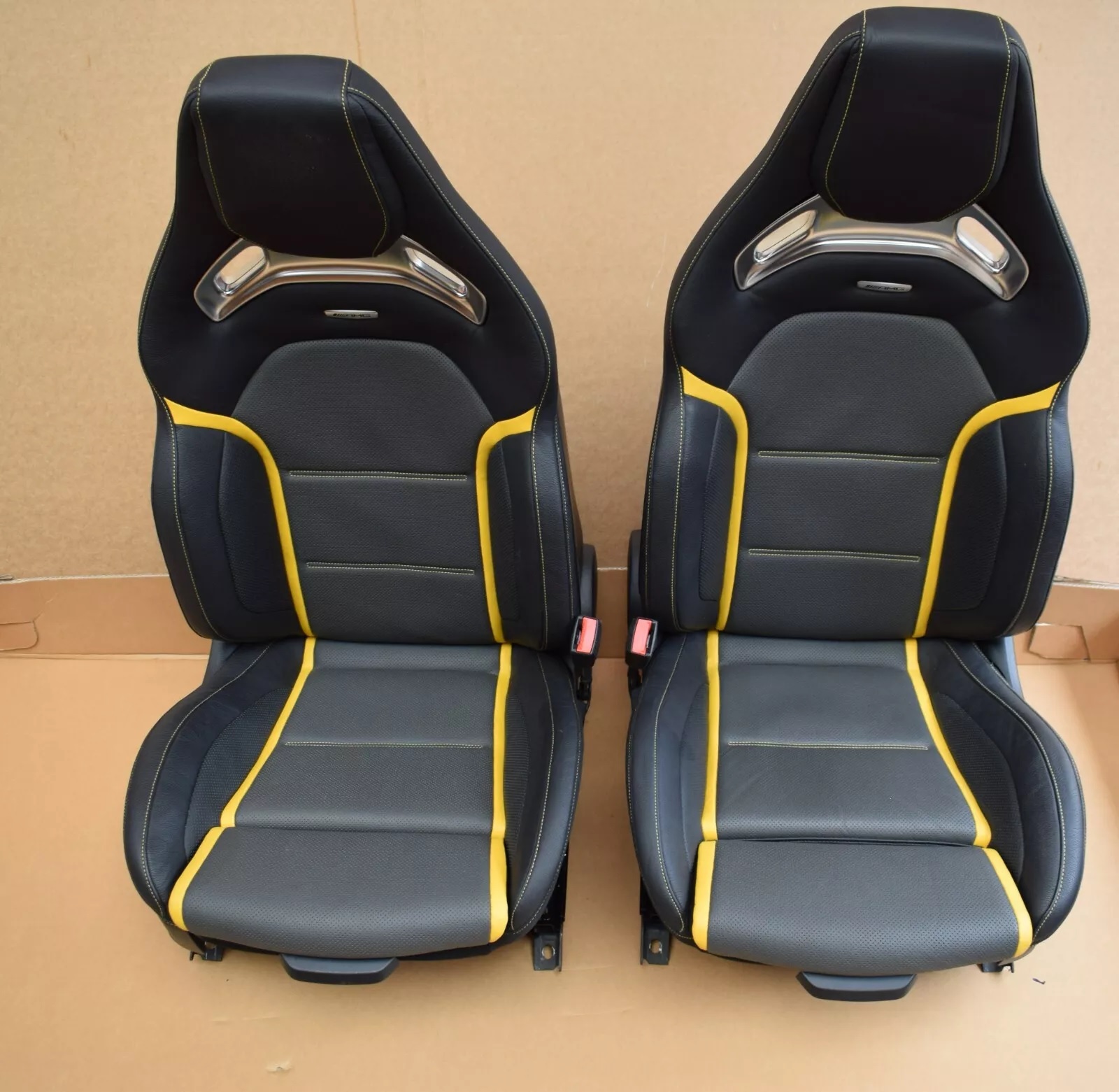 Mercedes w177 A Klasse AMG Performance Sitze
