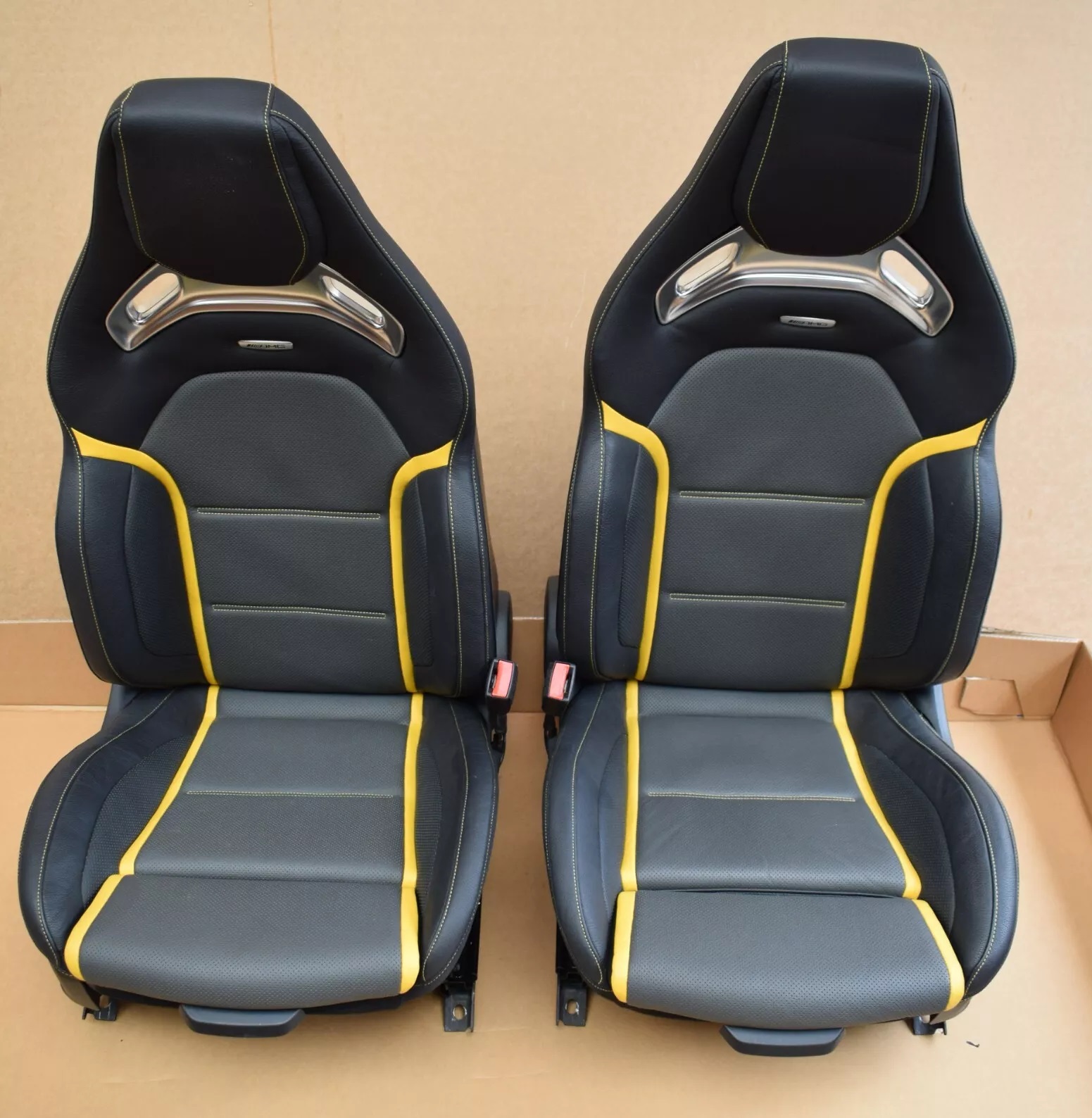 Mercedes w177 A Klasse AMG Performance Sitze