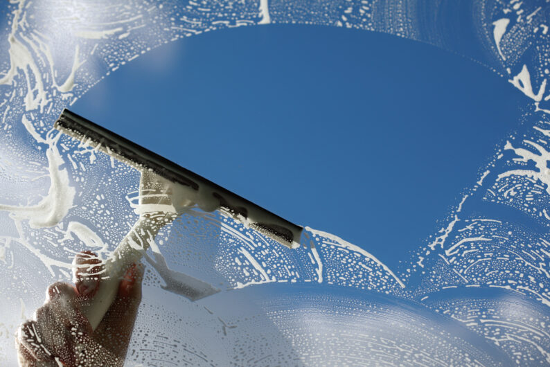 Fenster und Storen Reinigung vom Profi – Luxusreinigung