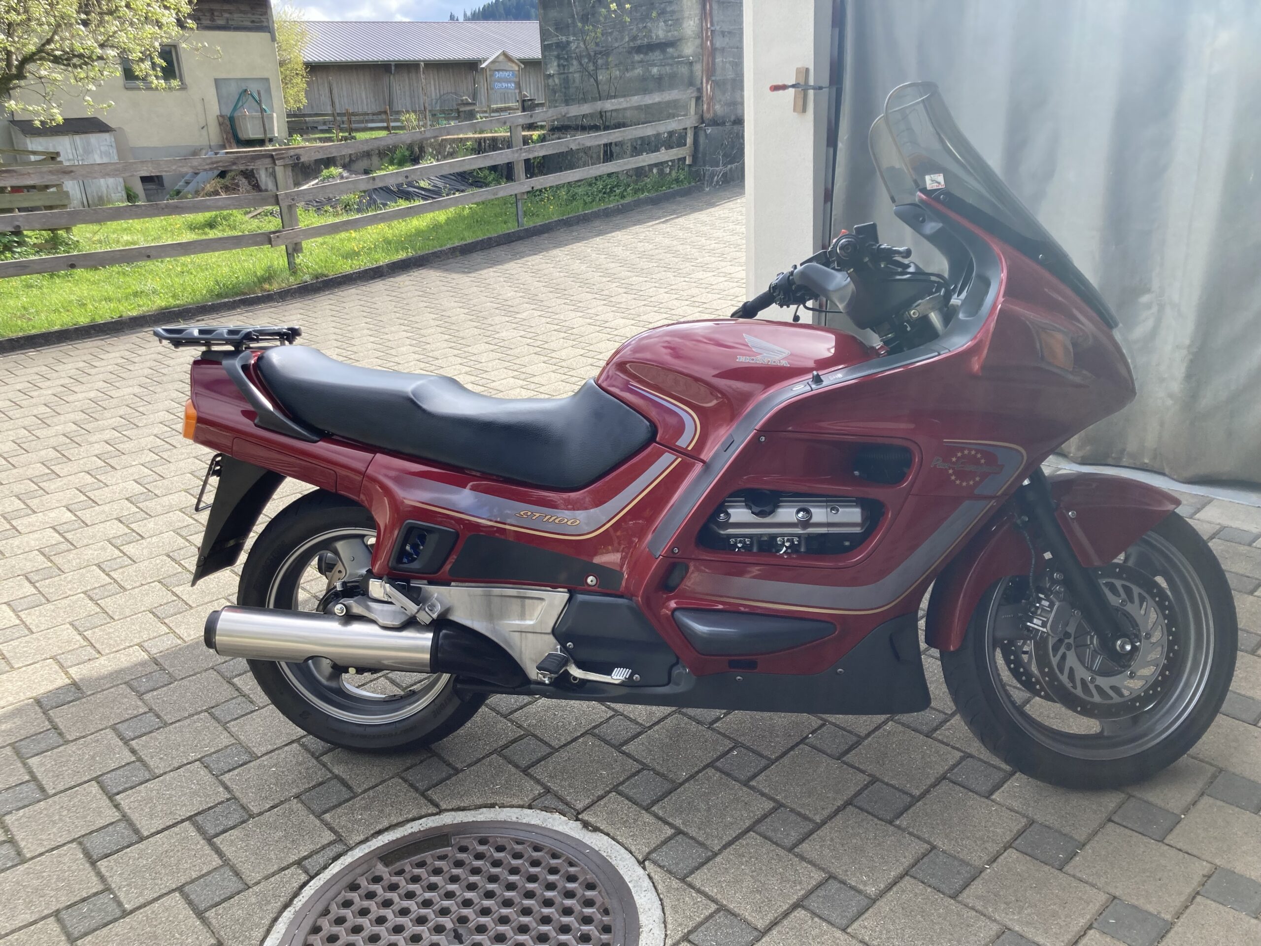 Motorrad Honda ST 1100