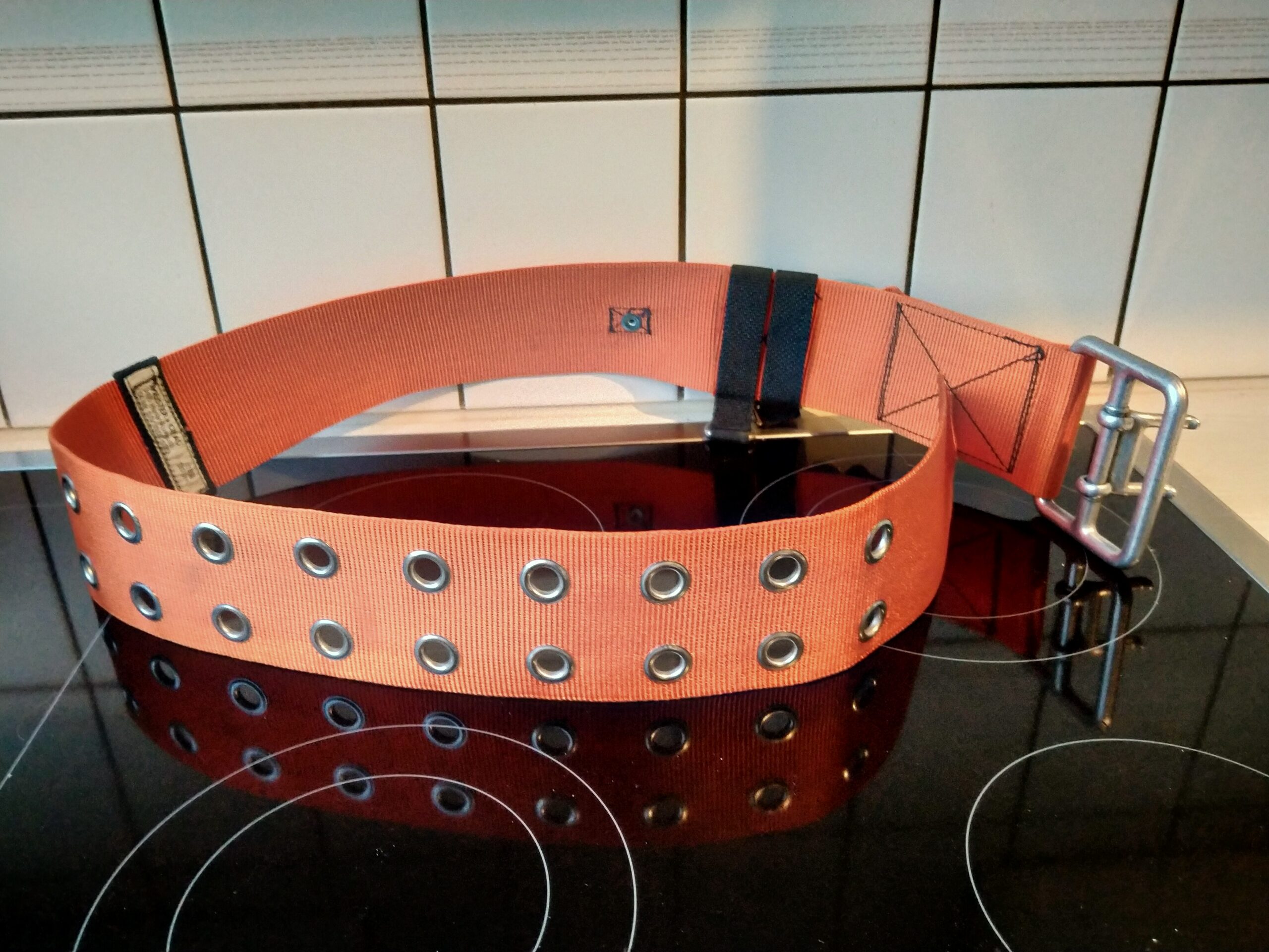 Schweizer Original Feuerwehrgurte vom Hersteller Meister + CIE AG 1996