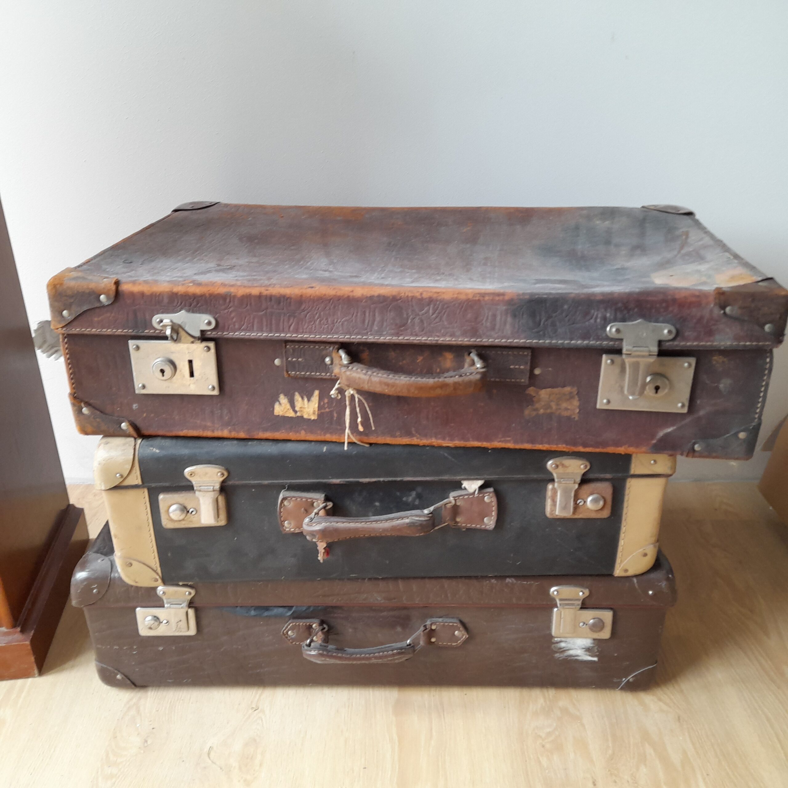 alte Reisekoffer / Koffer