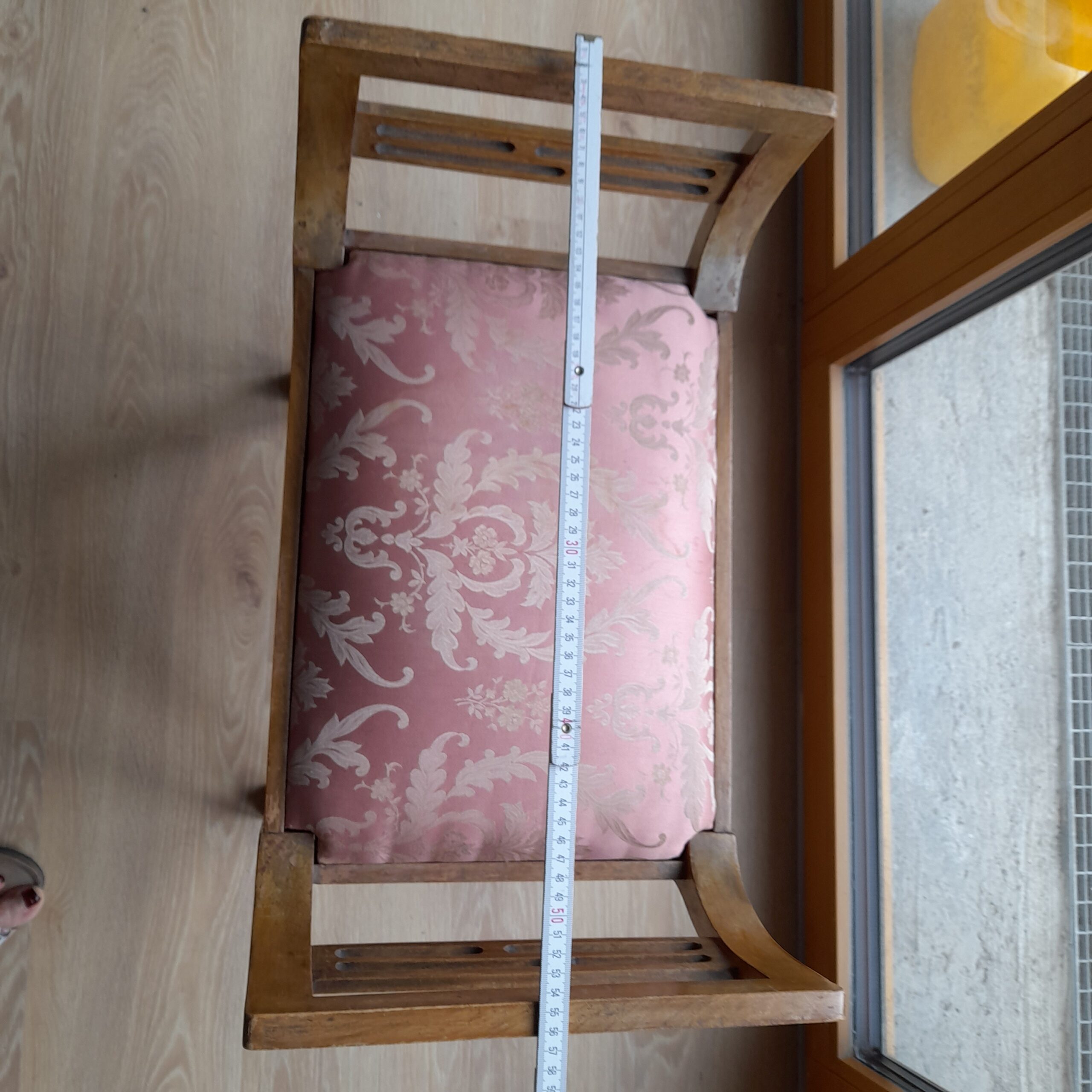 Antike Hocker / Schemel