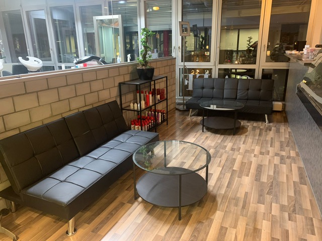 Coiffuresalon mit Bistro zu verkaufen / Preis CHF 70’000