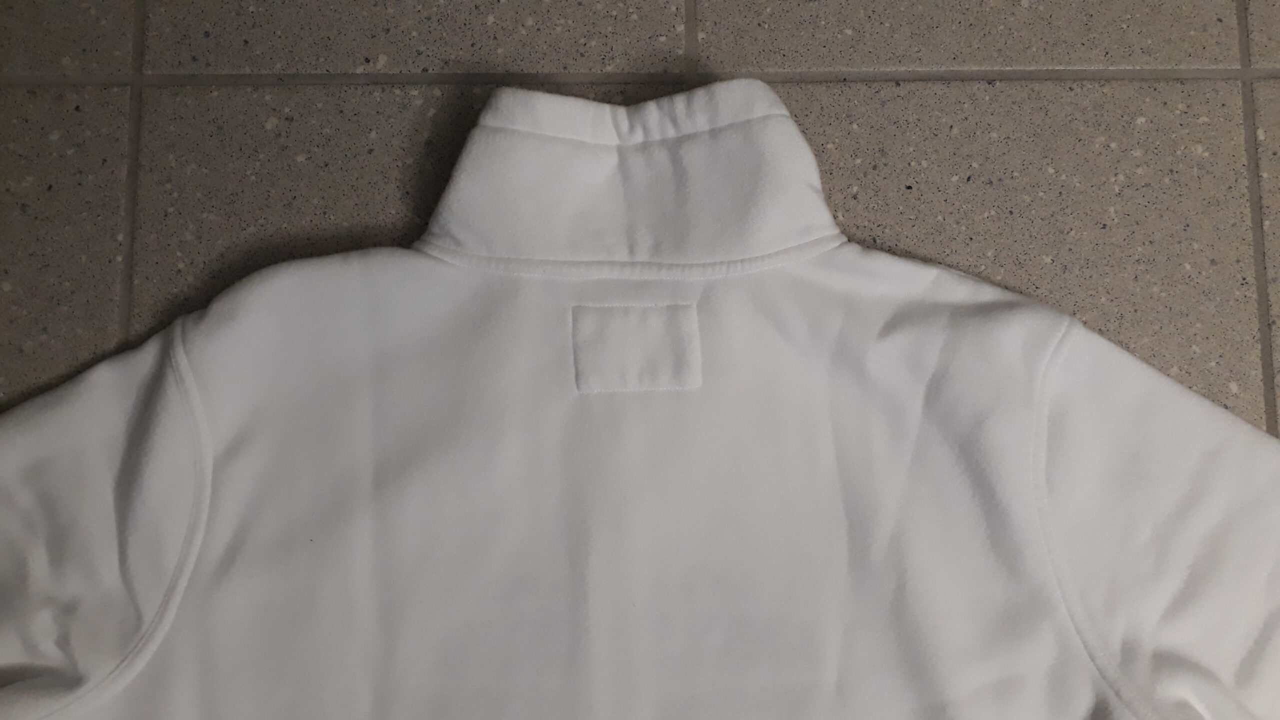 Hellgrauer „Hoodie“