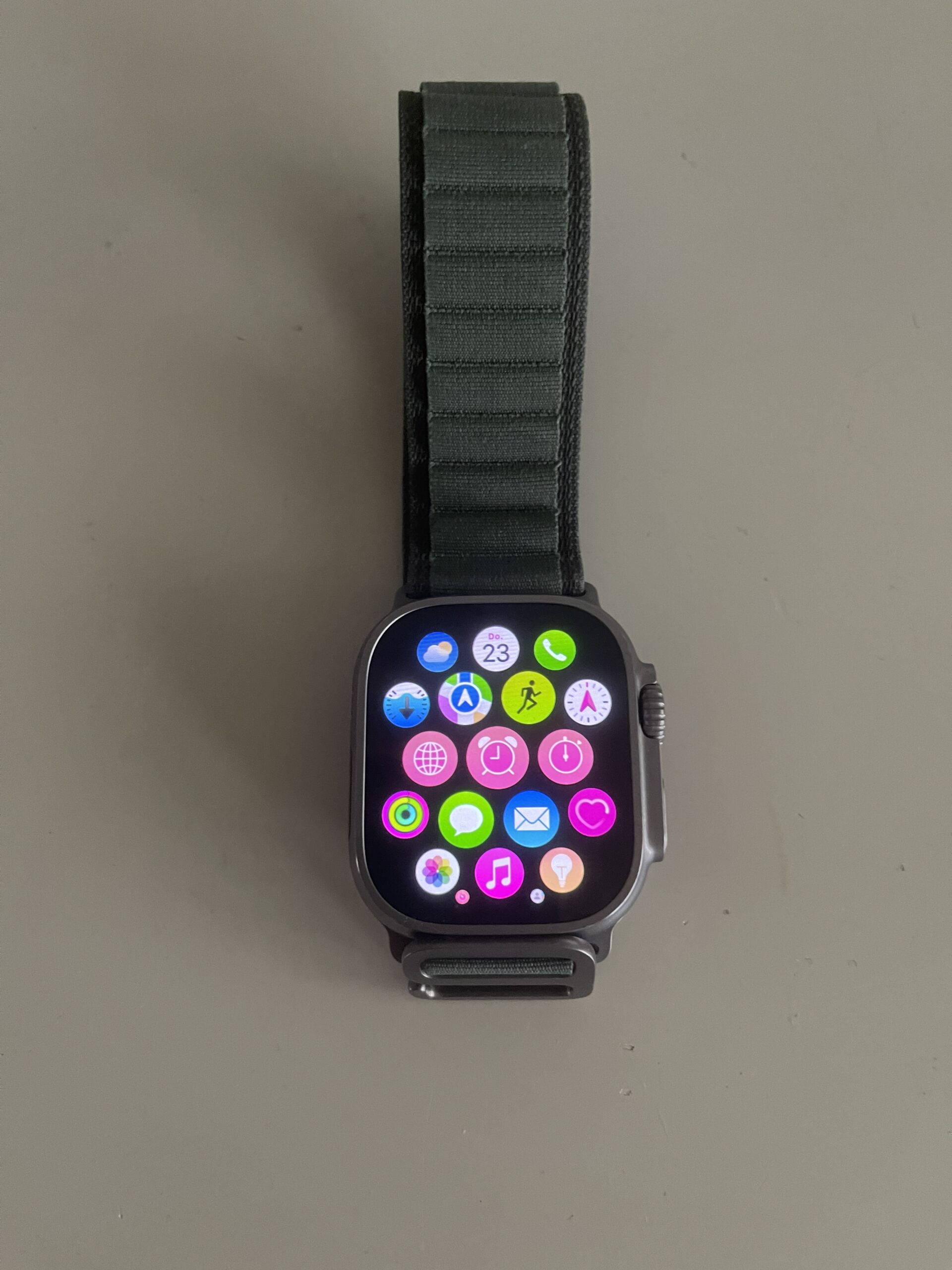 Apple Ultra Titan 49 GPS+Cellular