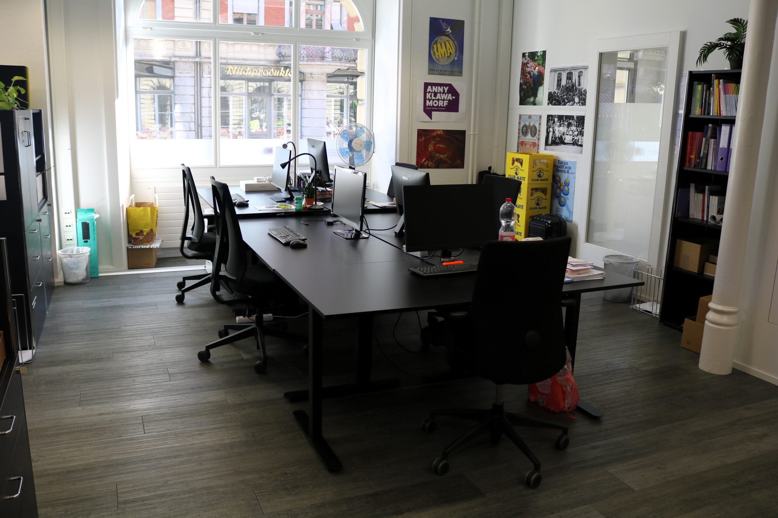 Schöner Arbeitsplatz in einem modernen Open Space im Herzen von Bern