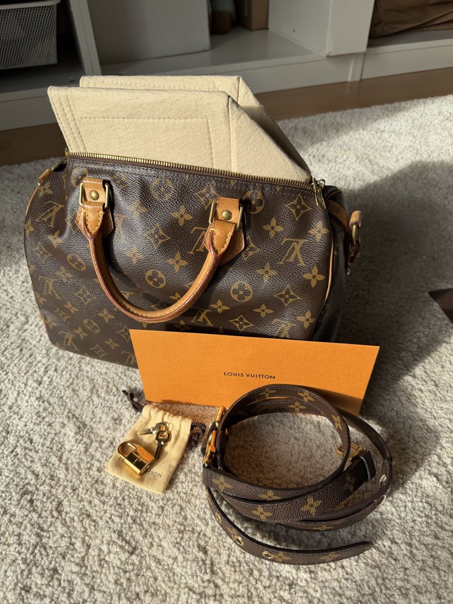 Louis Vuitton Speedy